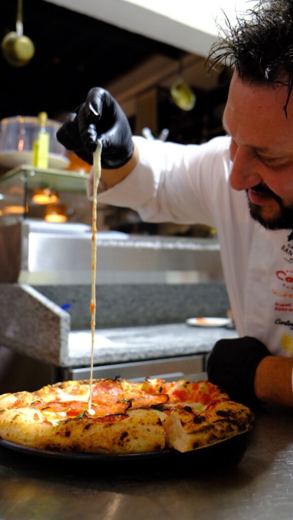 image of pizza chef